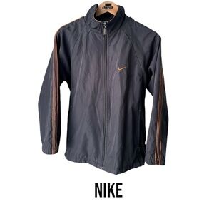 NIKE Vented Athletic Windbreaker | Grey/Orange | Men’s Large